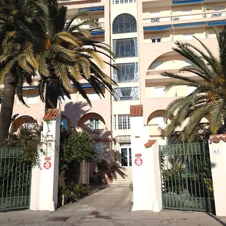 Appartement Tres Beau 2 Pieces Front De